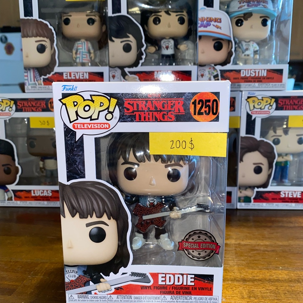 All collection S4 Stranger Things Funko Pop+Eddie Special Edition -Without Max - Picture 9 of 9